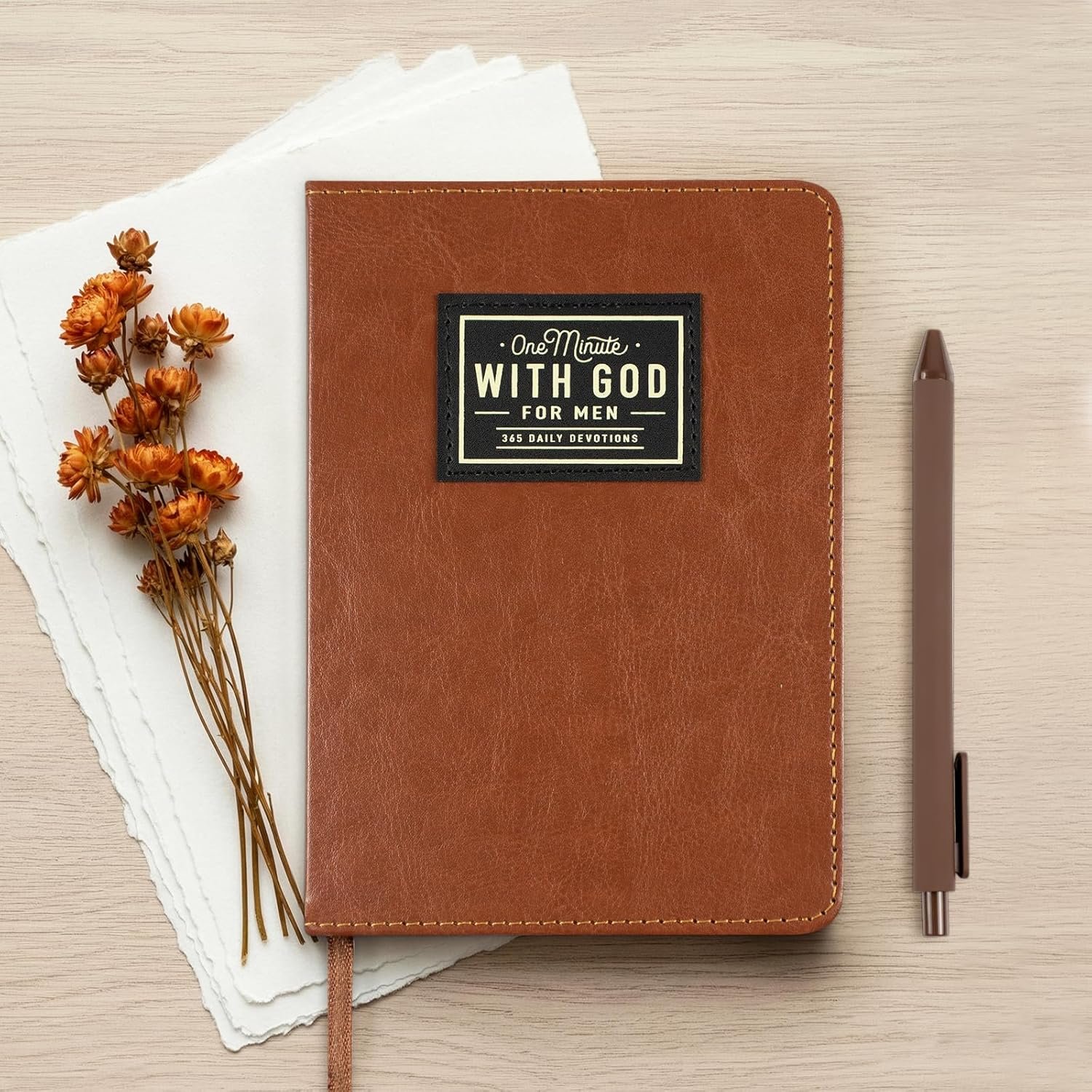 One Minute with God for Men, 365 Days of Daily Prayer Brown Book, 2026 Mens Daily Devotional, Bible Prayer Tracking Diary, Faux Leather Christian Gift Book, Devotionals for Men, Gifts for Father